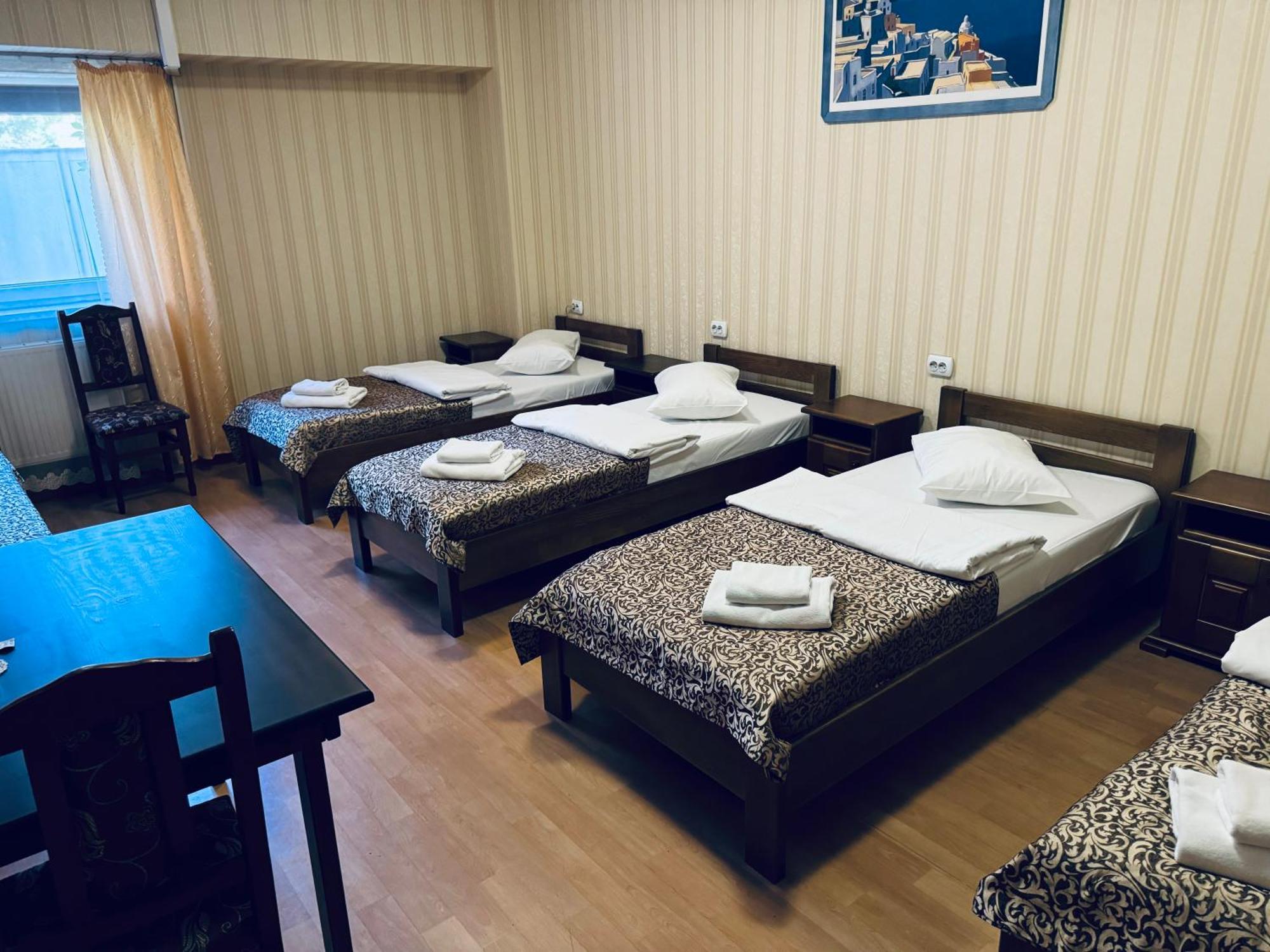 Etna Hotel Lviv Eksteriør billede