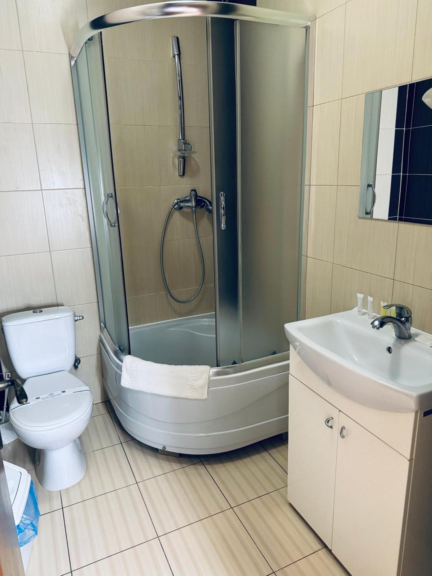 Etna Hotel Lviv Eksteriør billede